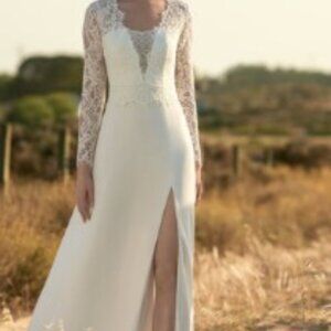 Rembo Moccasin Wedding Dress Size 10